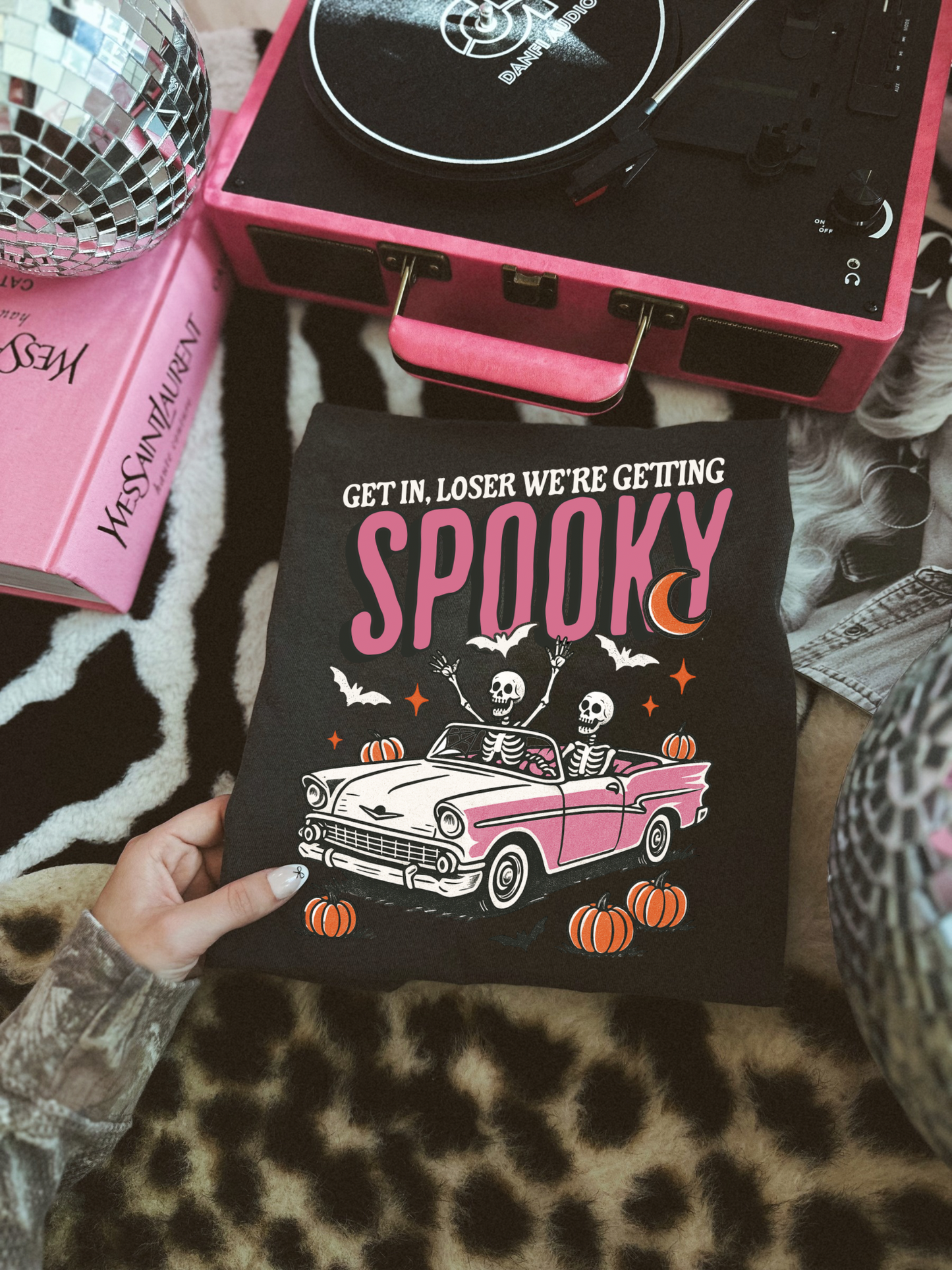 GET IN LOSER SPOOKY SKELETON BLACK TEE