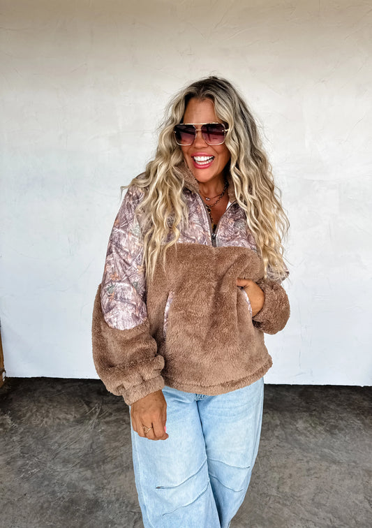 CAMO SHERPA PULLOVER PREORDER