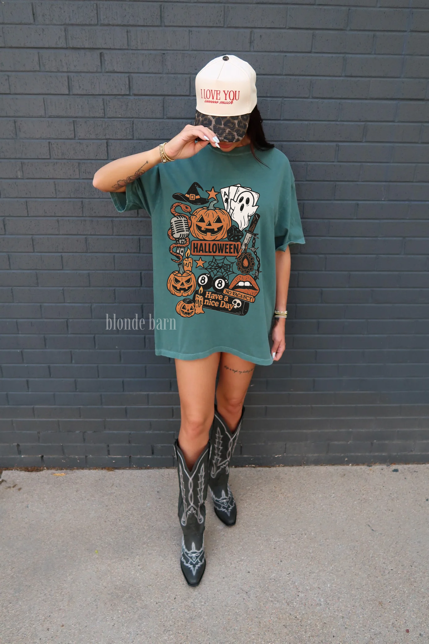 RETRO HALLOWEEN COLLAGE BLUE SPRUCE TEE