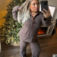 COZY CABIN MOCHA RIBBED LOUNGE SET